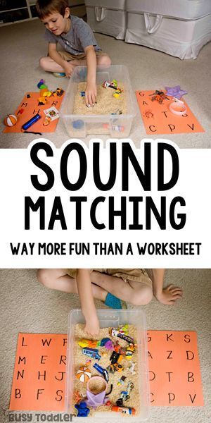 Sound Matching Sensory Activity #busytoddler #toddler #toddleractivity #easytoddleractivity #indooractivity #toddleractivities #preschoolactivities #homepreschoolactivity #playactivity #preschoolathome Phonics Activity, Pre Reading Activities, Sensory Activity, Preschool Literacy, Homeschool Activities, Preschool Activity, Busy Toddler, Kids Learning Activities, Toddler Learning Activities