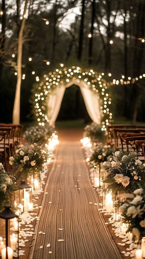 Night Time Ceremony Wedding Ideas, Small Outdoor Wedding Ideas Budget, Outdoor Dusk Wedding, Wedding Decorations Altar, Outdoor Decor Engagement, Wedding Ceremony Lighting, Wedding Ceremony Venue Ideas, Wedding Decor Aisle Walkways, Outdoor Lighting For Wedding