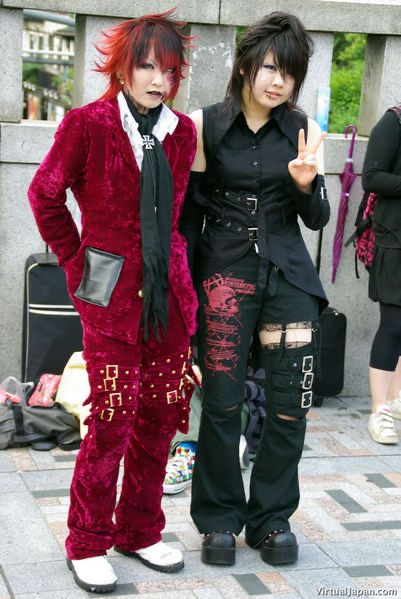 Japanese Punk Fashion, Visual Kei Outfits, Visual Kei Fashion, Vampire Clothes, Kei Visual, Kei Fashion, Asian Street Style, Punk Outfits, Tech Fashion