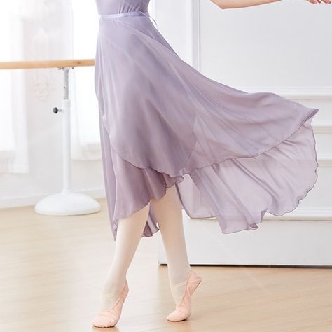 Ballet Dress Long, Ballet Long Skirt, Impulse Aesthetic, Purple Dance Costumes, Ballet Skirt Pattern, Ballet Clothes Outfits, Dancer Clothes, Dance Clothes Practice, Ballet Skirts