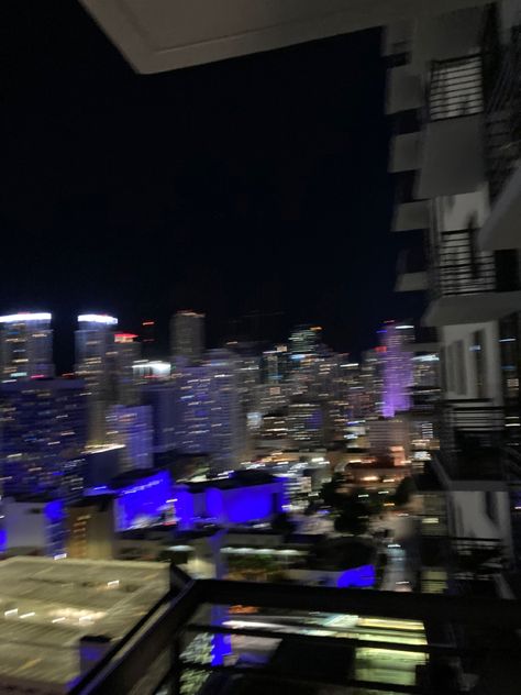 Miami Penthouse Aesthetic, Miami At Night Aesthetic, Penthouse View Night, Nyc Penthouse Aesthetic, Atlanta Nightlife, Nightlife Aesthetic, City View Night, Penthouse View, City Life Aesthetic