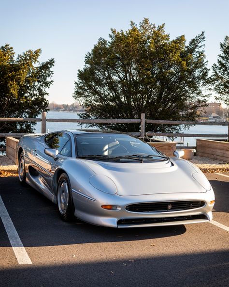 Jaguar Xj220, Car Amp, Red Bank, Jaguar Xj, Jaguar Car, Cars And Coffee, Classy Cars, Car Garage, Teen Wolf