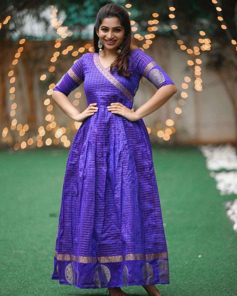 Frock Models For Women, Nakshathra Nagesh, Beautiful Winter Outfits, Frock Models, Frocks And Gowns, Simple Frock Design, Long Frock Designs, Long Gown Design, Simple Frocks