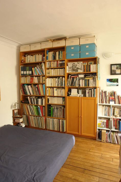 Top Floor Apartment, Belleville Paris, Paris House, Floor Apartment, Parisian Apartment, Home Libraries, Top Floor, Dream Apartment, House Room