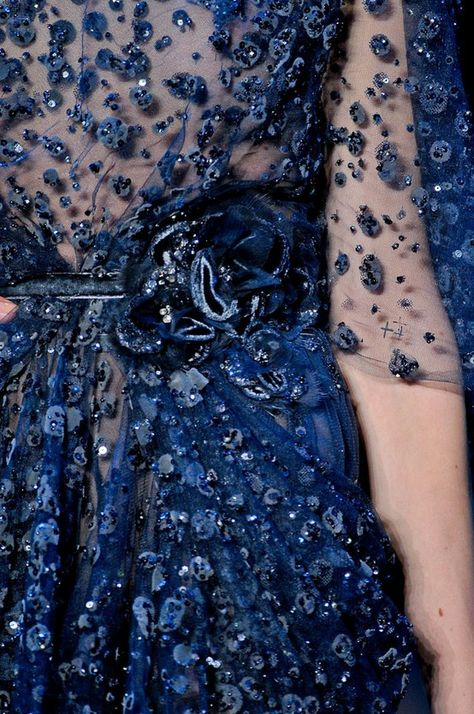 Antonio Brasko Midnight Blue Wedding, Detail Couture, Elie Saab Haute Couture, Style Bleu, Elie Saab Fall, Elie Saab Couture, Wedding Colors Blue, Navy Blue Wedding, Couture Details