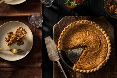 Fluffy Pumpkin Pie, Julia Childs, Plating Food, Presentation Food, Homestead Recipes, Rachel Ray, Nyt Cooking, Molecular Gastronomy, Pumpkin Pie Recipes