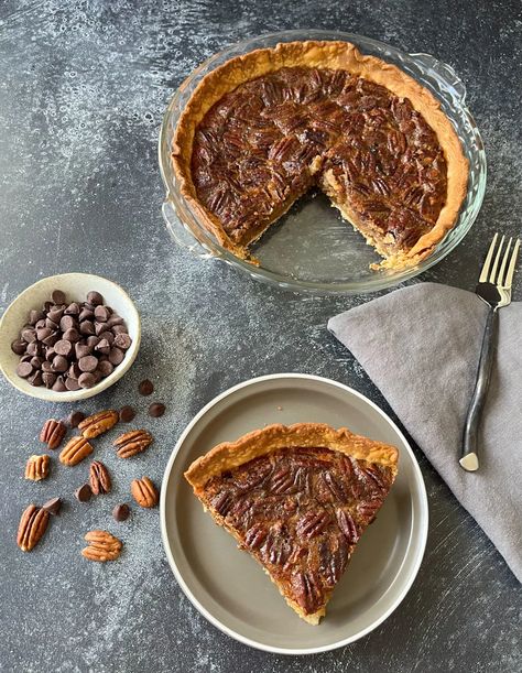 Chocolate Chip Pecan Pie - Cracker Barrel Style - joinmeinthekitchen.com Chocolate Chip Pecan Pie, Brunch Casserole, Chocolate Pecan Pie, Crunchy Pecans, Dessert Dips, Chocolate Pecan, No Bake Pies, Cracker Barrel, Homemade Treats