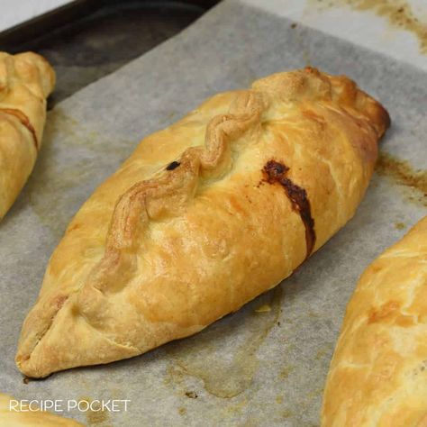 Cornish Pasties Recipe Beef Pie Recipe Chunky, Savoury Short Crust Pastry Recipes, Recipes Using Shortcrust Pastry, Short Pastry Recipes, How To Make Pasties, Short Crust Pastry Ideas, Pasty Recipe Dough, Pasties Recipes With Pie Crust, Shortcrust Pastry Recipes Savoury