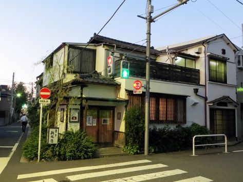 Must do TOKYO, Japan - The Roaming Renegades Aesthetic House Japan, Japan House Aesthetic, Aesthetic Japanese House, Countryside House Aesthetic, Tokyo Houses, Japanese Alley, Tokyo Alley, House In Tokyo, Japanese Neighborhood