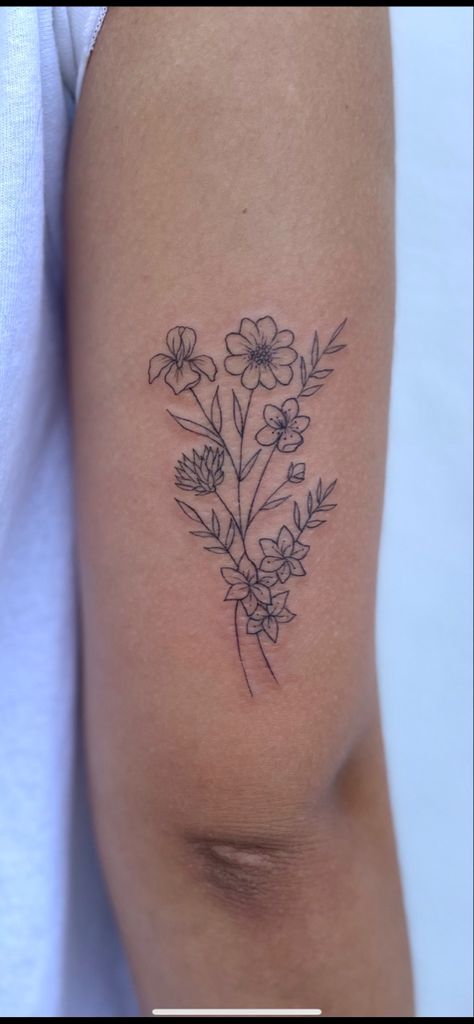 Boutique Flower Tattoo, Sister Floral Tattoo, Patchwork Tattoo Ideas Flowers, Floral Tattoo Dainty, Neat Tattoos For Women, Flower Tattoos Women Arm, First Tattoo Ideas For Women Simple, Wrist Bouquet Tattoo, Tattoos That Move With You