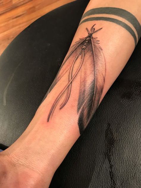 Feather Hip Tattoos, Native American Tattoo Symbols, Native American Feather Tattoo, Eagle Feather Tattoos, Feather Tattoo Meaning, Indian Feather Tattoos, Oglala Lakota, Native American Tattoo, Native Tattoos