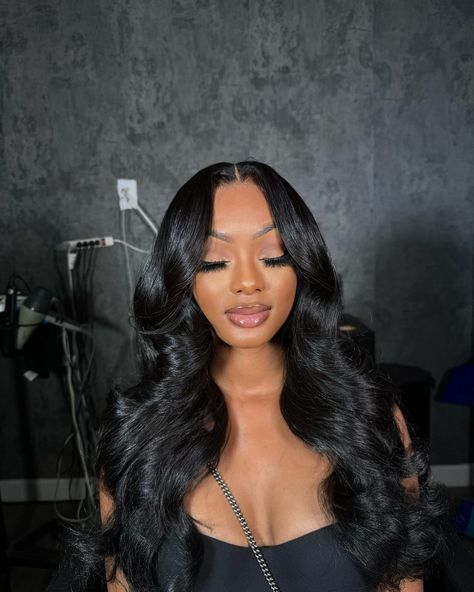 Love the fyeeee closure quick weave from stylist @deetoohollywood😍   Follow @bombtress_hair for more hair inspirations💕  Pick bomb hair and get bodied🤗  . . . . . . . . . . . . #explorepage #hairinspo #closurequickweave #middlepartquickweave #wandcurls #closuresewin #laceclosuresewin #closureinstall #closurewig #laceclosurewig #hairclosure #sewins #unprocessedhair #closureunit #bodywavebundles #bodywavehair #hairbundles #gluelesswig #closureunit #laceclosure #sewinweave #traditionalsewin Closure Quick Weave, Frontal Wig Hairstyles, Quick Weave, Dope Hairstyles, Hair Laid, Body Wave Hair, Baddie Hairstyles, Aesthetic Hair, Body Wave