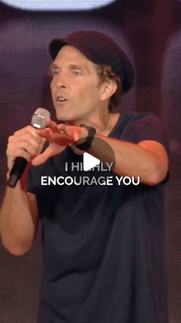 Jesse Itzler on Instagram: "If I someone asked me if they had to go back to college and learn one thing what should it be...my answer would be public speaking. Communicating to an audience. Any audience. 

Most people are terrified to speak in public. I get it. But there are some tricks to make it easier. And it takes reps and practice. 

Just remember this… almost all good public speakers started out as bad public speakers.

One way to practice is just to tell stories...at lunch, at meetings, to friends. See which ones resonate the most. Those are the ones to remember to use in meetings and talks as icebreakers or more. 

Take the time to invest in getting better at speaking (and writing). 

Good luck." How To Give A Speech Public Speaking Tips, Jesse Itzler, Giving Speeches Public Speaking, Practice Public Speaking, Presentation Tips Public Speaking, Tips On Public Speaking, Public Speech, Best Advice Ever, Going Back To College