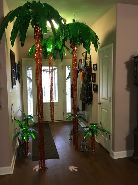 Hallway decor for Jurassic party Shipwreck Birthday Party, Homemade Dinosaur Party Decorations, Diy Dinosaur Decor Party Ideas Outdoor, Jurassic Park Hallway Decorations, Jurassic Park Decor, Jurassic Park Birthday Party Decorations, Dinosaur Party Ideas Decorations, Jurassic Park Party Decorations, Dino Birthday Party Decoration