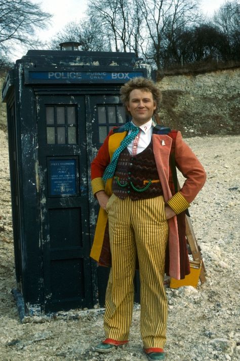 The Sixth Doctor (Colin Baker) with the TARDIS. Clown Mood, Sixth Doctor, Avant Garde Film, Best Sci Fi Shows, Doctor Who Costumes, Brand Merchandise, Colin Baker, Top Movie, Classic Doctor Who