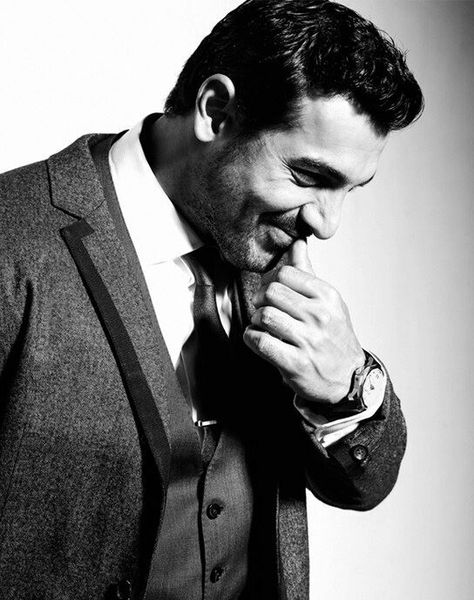 H John Ibrahim, John Abraham Body, Harper Bazaar, Heroes Actors, Sketching Inspiration, Men Poses, Bollywood Aesthetic, John Abraham, Smart Men