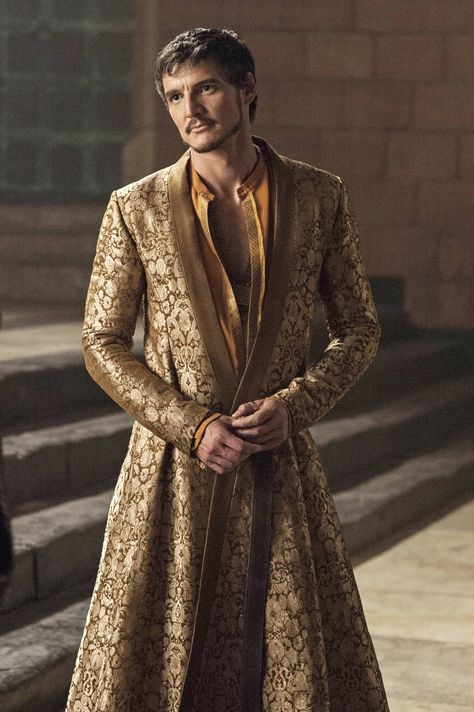 Pedro Pascal as Oberyn Martell in Game Of Thrones Oberyn Martell, Got Costumes, Game Of Thrones Costumes, Game Of Thrones Tv, Jaime Lannister, Cersei Lannister, Gra O Tron, Games Of Thrones, Iron Throne