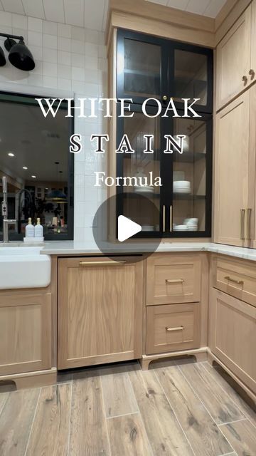 Kosal ~ Tredway Home Designs on Instagram: "Sharing our White Oak Stain Formula!  Staining white oak can be so tricky. Often times, applying a clear coat of a stain can possibly turn it orange and make it look like a whole different type of wood other than white oak. My best recommendation is to get some white oak samples from your cabinet maker and test out different ones.  Our painter provided many samples and we landed on this one.  Love the natural color we ended up with.  What do you think? . Like. Save. & Share for future reference. Follow for more inspiration and tips.  , #whiteoak #whiteoakstain #whiteoakstainformula #stainformula #homeinspiration #newbuildtips #buildingtips #whiteoakcabinets" Minwax Cabinet Stain Colors, Blonde Stained Wood, Simply White Stain On White Oak, Natural Stained Cabinets, Cabnit Stain Wood Cabinets, Minwax White Oak Stain, Perfect White Oak Stain, White Oak Cabinet Hardware, White Oak Island With White Cabinets