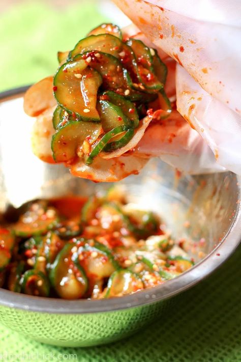 Cucumber Salad Gochujang, Korean Food Recipes, Korean Cucumber Salad, Korean Cucumber, Spicy Cucumber Salad, Cucumber Kimchi, Cucumber Salad Recipe, Korean Side Dishes, Resep Salad