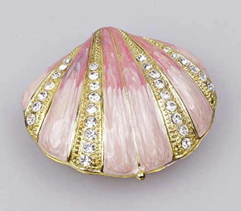 Gift Inspo Best Friend, Painted Sea Shells Ideas, Shell Jewelry Holder, Antique Jewelry Boxes, Seashell Ring, Pink Seashell, Accessory Holder, Crystal Colors, Shell Decorations