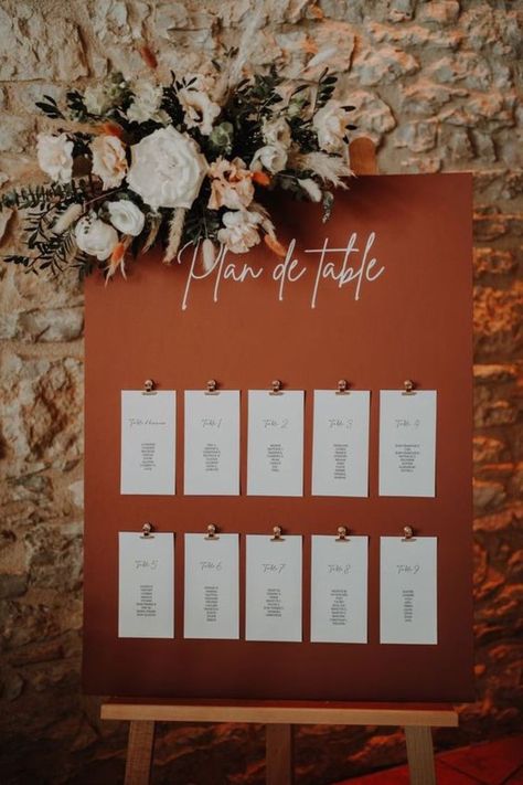 Plan de table mariage champêtre Earth Tone Wedding, Rusting Wedding, Cozy Wedding, Earthy Wedding, Seating Plan Wedding, Table Plan, Future Wedding Plans, Wedding Inspiration Fall, Wedding Table Settings