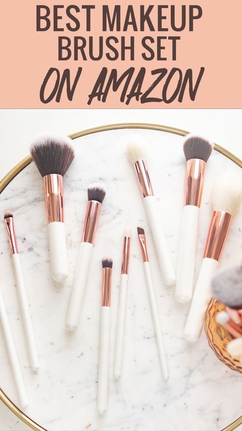 best makeup brush set on Amazon 2020 - under $30 for 25 brushes! Good Makeup Brushes Set, Best Makeup Brushes Set Amazon, Best Makeup Brushes Set, Accessories Moodboard, Best Makeup Brush Sets, Makeup Brushes Amazon, Best Beauty Blender, Beauty Blender Real Techniques, Real Techniques Blush Brush