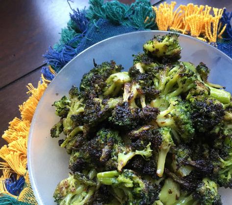 I love blackening fish, shrimp, and chicken on the stove top. It's just as easy to blacken a vegetable side dish. This Stovetop Blackened Broccoli is so good! Get my recipe! Chicken On The Stove, Cooking Broccoli, Shrimp And Chicken, Keto Side Dish, Strip Steak Recipe, Seared Pork Chops, Seared Chicken Breast, Keto Side, Pan Seared Chicken