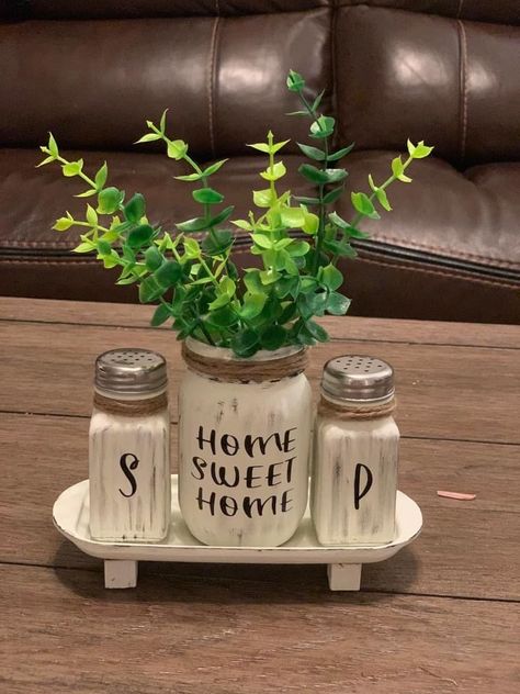 Diy Farmhouse Ideas, Dollar Store Diy Projects, Farmhouse Crafts, Diy Dollar Tree Decor, Farmhouse Ideas, Mason Jar Crafts Diy, Dollar Tree Decor, Dollar Tree Diy Crafts, Diy Dollar Store Crafts