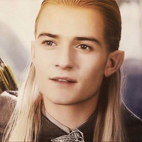 LotR & The Hobbit X Reader (On Hold) - Legolas x Reader: Mine And Mine Alone - Wattpad Lotr Aesthetic, Orlando Bloom Legolas, Lotr Legolas, Legolas Greenleaf, Legolas And Thranduil, Frodo Baggins, Between Two Worlds, Smoothie Detox, Tauriel