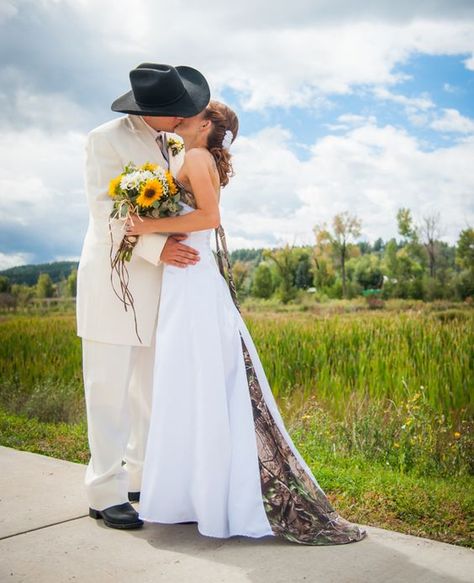 Country style wedding dresses