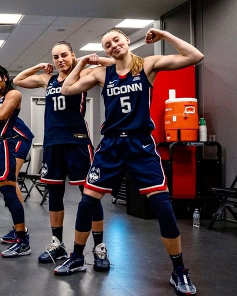 Basketball Wife Aesthetic, Uconn Basketball, Basketball Girlfriend, Uconn Womens Basketball, Paige Bueckers, Basketball Wives, Ball Aesthetic, I Love Basketball, Future Girlfriend