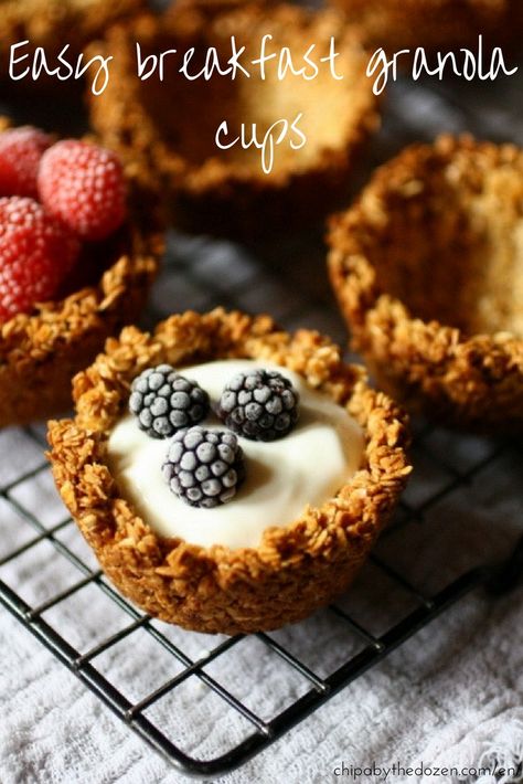 Easy breakfast granola cups Breakfast Granola Cups, Yogurt Parfait Cups, Granola Dessert, Granola Cups, Breakfast Granola, Sugar Free Peanut Butter, Baked Granola, Ladies Jewellery, Granola Breakfast