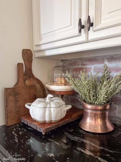 Kitchen Island Decor For Fall, Transitional Kitchen Counter Decor, Fall Countertop Decor Kitchen, Organic Fall Decor, Fall Island Centerpiece Ideas, Fall Island Decor, Kitchen Centerpiece Ideas, Fall Kitchen Countertop Decor, Philly Townhouse