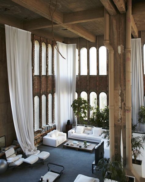 The Factory by Ricardo Bofill Brutalist Interior, Barcelona Architecture, Ricardo Bofill, Design Del Prodotto, Interior Architecture Design, Colorful Interiors, Interior Inspiration, Interior Architecture, Architecture Design