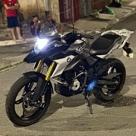 #BMW #melhores# motos# Motos Bmw, Beer Girl, Bmw Motorcycle, Adventure Motorcycling, February 9, Honda Cbr, Sports Cars Luxury, Motorhome, Motocross