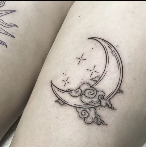 92 Tattoo, Tato Henna, Crescent Moon Tattoo, Moon Tattoo Designs, Dope Tattoos For Women, Stylist Tattoos, Discreet Tattoos, Dainty Tattoos, Small Tattoo Designs