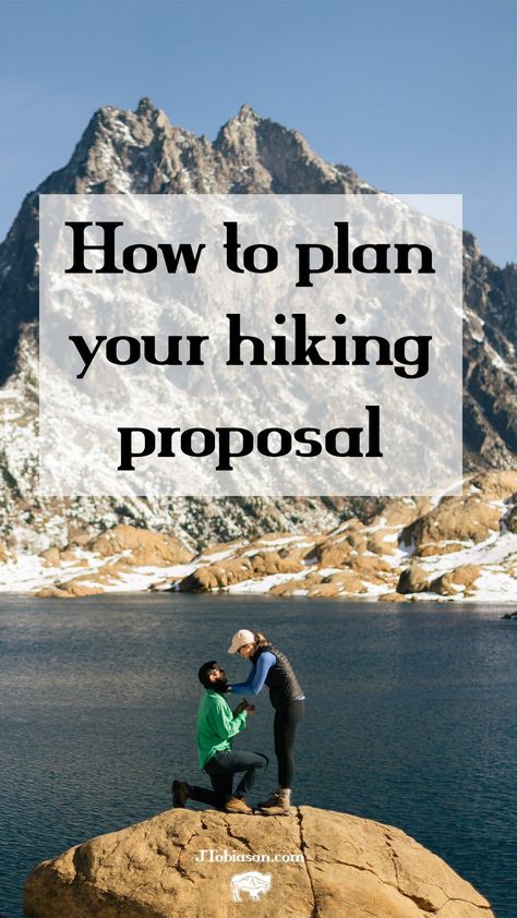 How to plan your hiking proposal. All the information you need to have a successful engagement in the mountains. Proposal Without Ring, Hike Proposal Outfit, Engagement Hiking Photos, Proposal Ideas Hiking, Hike Proposal Ideas, Hiking Proposal Outfit, Hiking Proposal Ideas, Hike Proposal, Nature Proposal