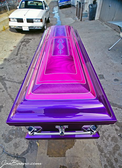 This is a Neon Casket. Black Men Celebrities, Pretty Coffins, Men Celebrities, The Last Ride, His Loss, Kustom Paint, Custom Cars Paint, Custom Paint Jobs, Post Mortem