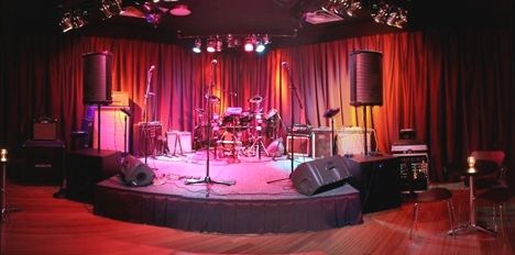 Small Concert Stage, Small Concert, Concert Lighting, Loft Cafe, Live Music Bar, Concert Lights, Concert Stage Design, The Magic Flute, Stage Set Design