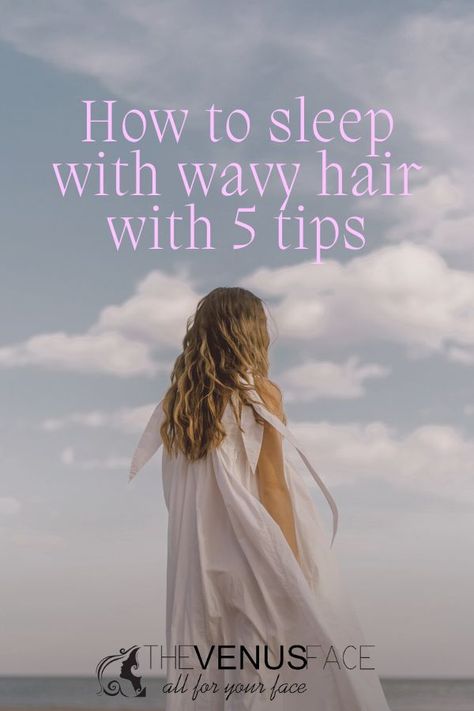 sleep with wavy hair Protective Sleep Hairstyles Wavy, How To Sleep With Curly Hair Bonnet, Sleeping With Wavy Hair, Wavy Hair Sleeping Tips, How To Sleep With Wavy Hair, Protective Hairstyles For Sleeping, Pineapple Hairstyle, Medium Length Waves, Sleeping With Wet Hair