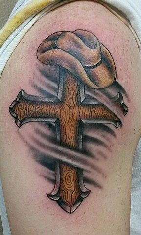 Awesome Western Tattoo Design Western Cross Tattoo, Wooden Cross Tattoos, Unique Cross Tattoos, Cowgirl Tattoos, Cool Shoulder Tattoos, Cowboy Tattoos, Country Tattoos, Cross Tattoo For Men