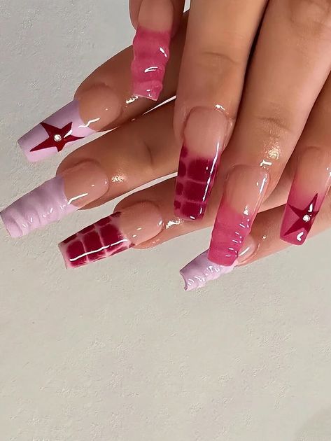 Nails Baddie, American Nails, New Nail Trends, 3d Nail Designs, Ballet Nails, Grunge Nails, 3d Star, Exotic Nails, Gem Nails