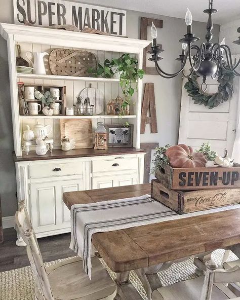 25 Charming Farmhouse Kitchen Decor Ideas | Decor Home Ideas White Hutch, Farmhouse Style Dining Room, Farm House Dining Room, Dining Room Hutch, Shabby Chic Room, Farmhouse Decor Living Room, Farmhouse Dining Room, Modern Farmhouse Kitchens, Country Farmhouse Decor