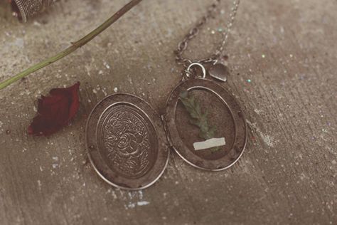 Updated Outfits, Silver Locket Necklace, Junk Jewelry, Silver Locket, Dark Rose, My Bedroom, Rose Jewelry, Silver Lockets, Cheap Jewelry