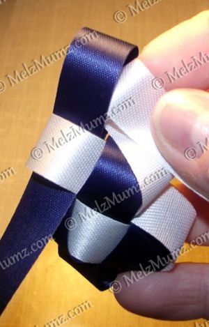 How to make a Homecoming Military Braid Homecoming Mum Braids, How To Make Mums, School Mums, Mum Braids, How To Make Braids, Box Braids Tutorial, Graduation Leis Diy, Texas Mums, Homecoming Corsage