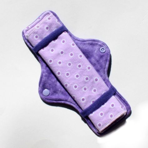 page with links to different shops that make & sell reusable cloth menstrual pads Cloth Menstrual Pads Diy, Diy Cloth Pads, Cloth Pad Pattern, Feminine Pads, Cloth Sanitary Pads, Super Soaker, Cloth Menstrual Pad, Incontinence Pads, Period Pads