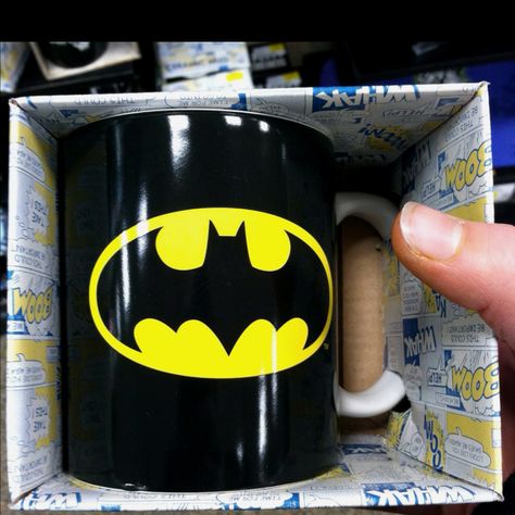 Ceramic Batman Mug Batman Mug, Batman Art Drawing, Batman Gifts, Birthday Basket, Boyfriend Crafts, Batman Birthday, Bf Gifts, Handmade Paper Crafts