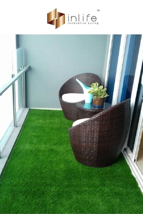 Balcony With Artificial Grass Ideas, Artificial Grass Ideas Green Walls, Biko Recipe, Modern Balcony Ideas, Artificial Grass Wall, Classic Home Furniture, Gold Bedroom Decor, Front Wall Design, Balcony Design Ideas