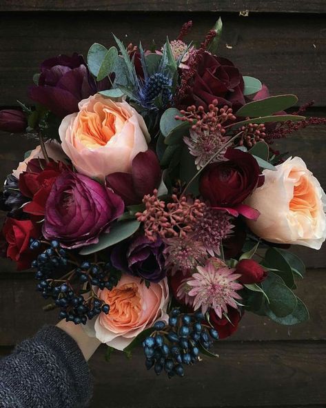 Mauve Wedding, Winter Bouquet, Fall Wedding Flowers, Floral Arrangements Wedding, Fall Wedding Colors, Winter Flowers, Burgundy Wedding, Winter Wedding, Bridal Bouquet