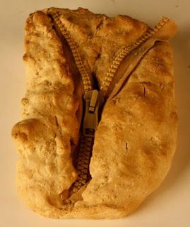 Half zip.  Casual bread. Dough Sculpture, Bread Sculpture, Shaped Bread, Bread Ideas, Bread Art, Butter Bread, Sculpture Projects, Event Table, Funny Food